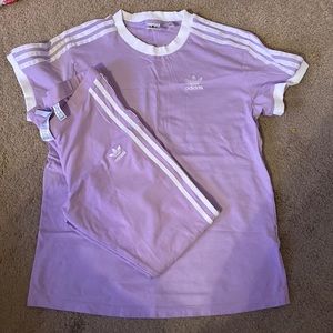 Adidas lavender shirt and legging set